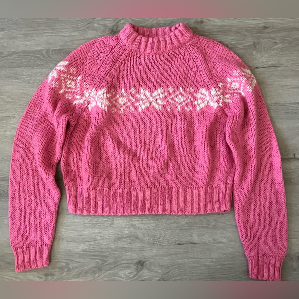 Knit sweater